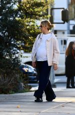Pregnant JENNIFER LAWRENCE Out for Dinner in West Hollywood 01/02/2025