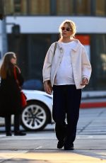 Pregnant JENNIFER LAWRENCE Out for Dinner in West Hollywood 01/02/2025