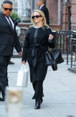 REESE WITHERSPOON Out Shopping for Skincare Products at Vicki Morav in New York 01/27/2025