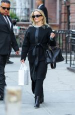 REESE WITHERSPOON Out Shopping for Skincare Products at Vicki Morav in New York 01/27/2025