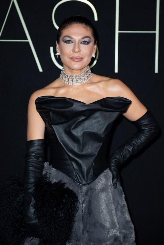 SABRINA HARRISON at Ashi Studio Haute Couture Spring-Summer 2025 Show at Paris Fashion Week 01/30/2025
