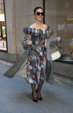 SARAH HYLAND Arrives at Today Show in New York 01/30/2025