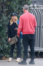 SARAH MICHELLE GELLAR and Freddie Prinze Jr. Turned Away from Full Hotel in Los Angeles 01/09/2025