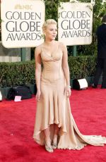 SCARLETT JOHANSSON at 61st Golden Globe Awards in Beverly Hills 01/25/2004