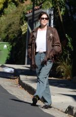 SCOUT WILLIS Picking up Beverages at Erewhon in Los Angeles 01/06/2025