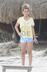 SHANIA TWAIN and Frederic Thiebaud Out at a Beach in Tulum 01/22/2025