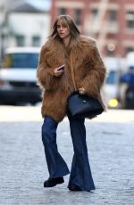 SUKI WTAERHOUSE Out for Lunch at Sant Ambroeus in New York 01/09/2025