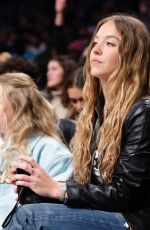 SYDNEY SWEENEY at New York Knicks vs Brooklyn Nets Game at Barclays Center in Brooklyn 01/21/2025