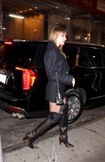 TAYLOR SWIFT Out for a Family Dinner in New York 01/17/2025