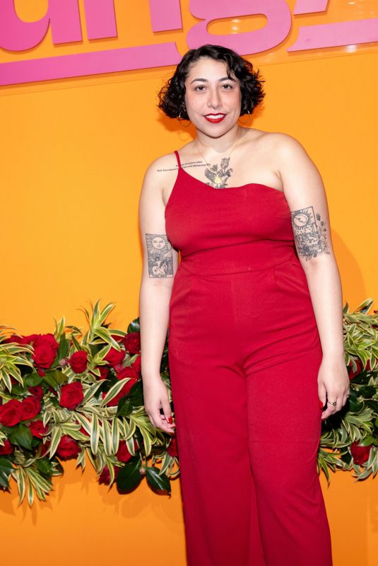 TOPAZ WINTERS at 2025 YoungArts Miami Gala at The Rubell Museum in Miami 01/11/2025