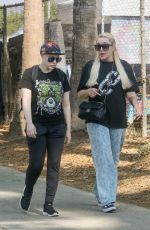 AMANDA BYNES Iut SShopping for Perfumes with a Friend in West Hollywood 02/02/2025