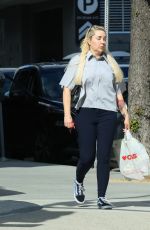 AMANDA BYNES Out on Valentine