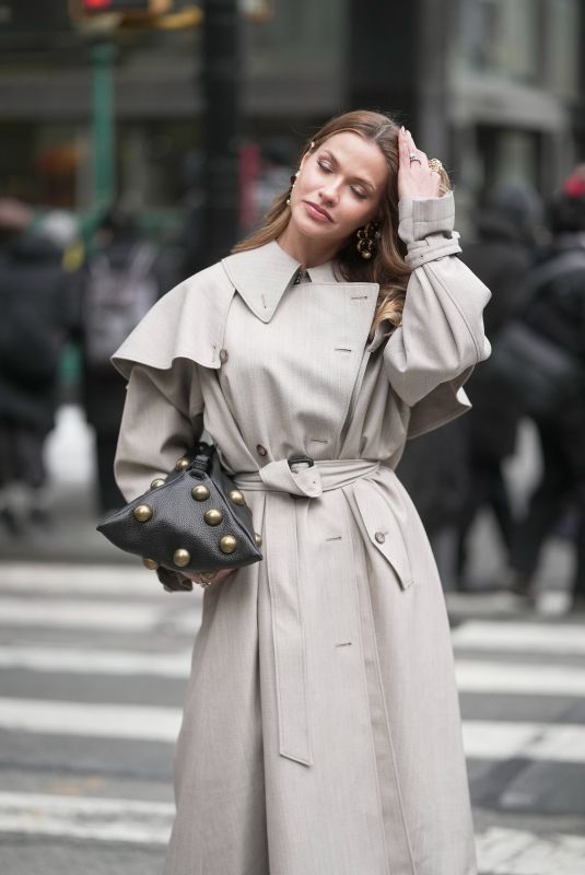 ANDRESSA SUITA Out at New York Fashion Week 02/08/2025