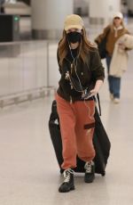 ANNA KENDRICK Arrives at LAX Airport 02/10/2025
