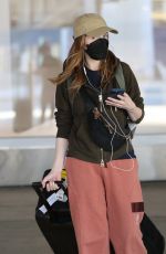 ANNA KENDRICK Arrives at LAX Airport 02/10/2025