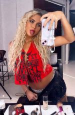 ANNE WINTERS - Instagram Photos 02/25/2025