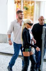 CHRISTINA AGUILERA Greets Fans at Copacabana Palace in Rio de Janeiro 02/05/2025