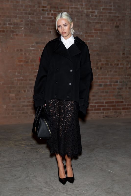 DELILAH HAMLIN at Michael Kors Fashion Show at NYFW in New York 02/11/2025