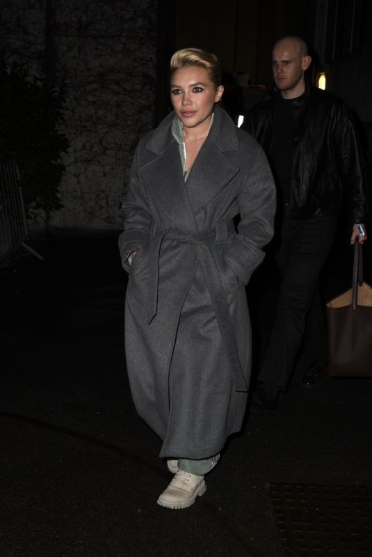 FLORENCE PUGH Leaves Harries Reed Catwalk Show 02/20/2025