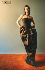 HAILEE STEINFELD for Vogue Phillipines, March 2025