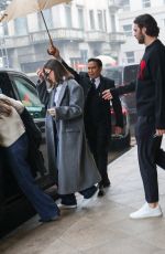 HAILEE STEINFELD Out on a Shopping Trip in Milan 02/25/2025