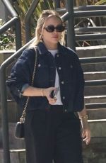 HILARY DUFF Visiting a Friend