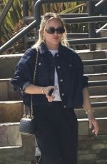 HILARY DUFF Visiting a Friend