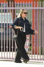 HILARY DUFF Visiting a Friend