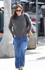 JENNIFER GARNER Out and About in Los Angeles 02/19/2025