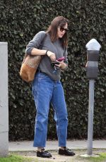 JENNIFER GARNER Out and About in Los Angeles 02/19/2025