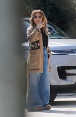 JENNIFER LOPEZ Checks Out Three Multimillion Homes in LA After Settling Divorce with Ben Affleck 01/31/2025