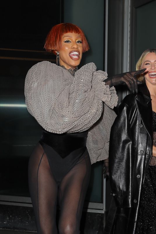 JULIANNE HOUGH and LAVERNE COX Leaves Christian Siriano Fall/Winter 2025 Fashion Show in New York 02/06/2025