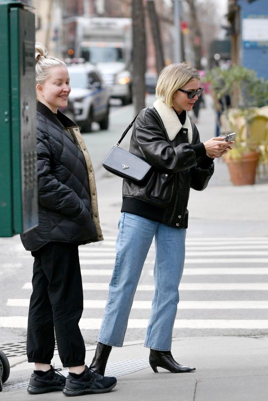JULIANNE HOUGH Mmeets up With Friends in New York City 02/08/2025