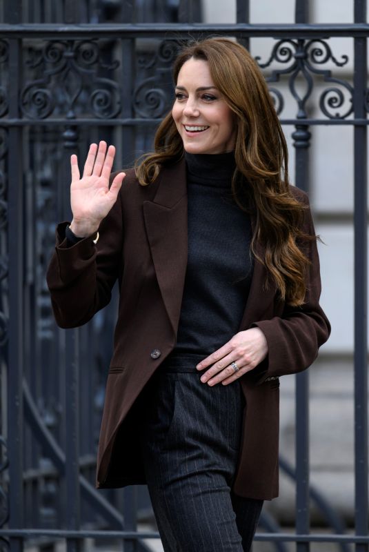 KATE MIDDLETON Visits National Portrait Gallery in London 02/04/2025