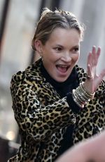 KATE MOSS Visit a Hairdressers in London 01/30/2025