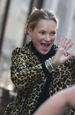 KATE MOSS Visit a Hairdressers in London 01/30/2025