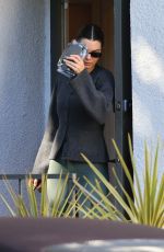 KENDALL JENNER Leaves Sunday Morning Pilates Class in Beverly Hills 02/02/2025