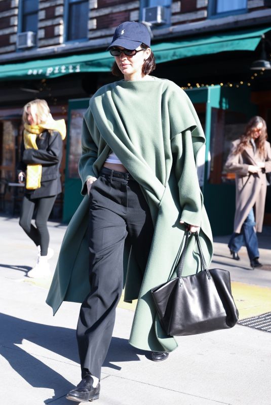 KENDALL JENNER Out for Lunch at Bar Pitti in New York City 02/07/2025
