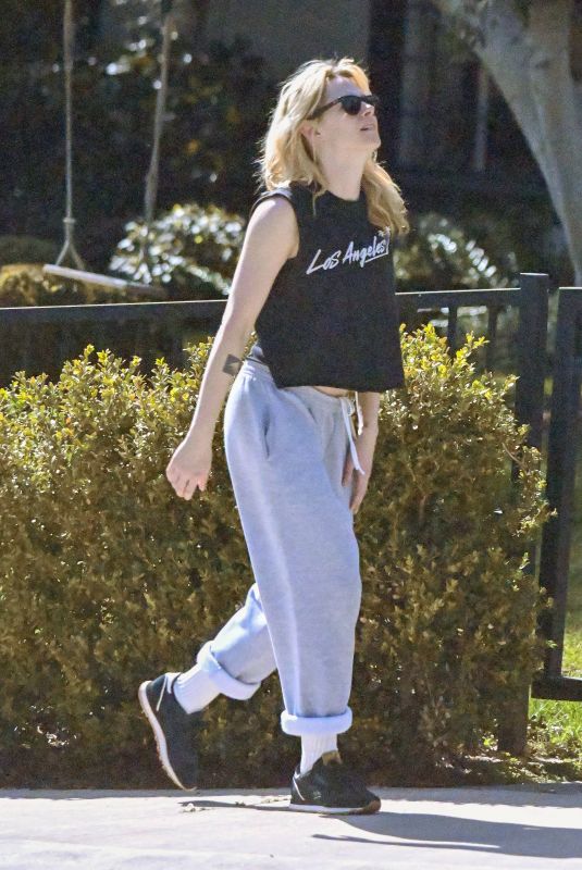KRISTEN STEWART Out for a Walk in Los Angeles 02/17/2025