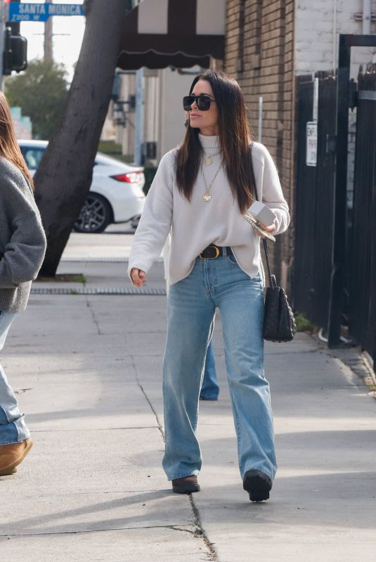 KYLE RICHARDS Shopping for Her Daughter