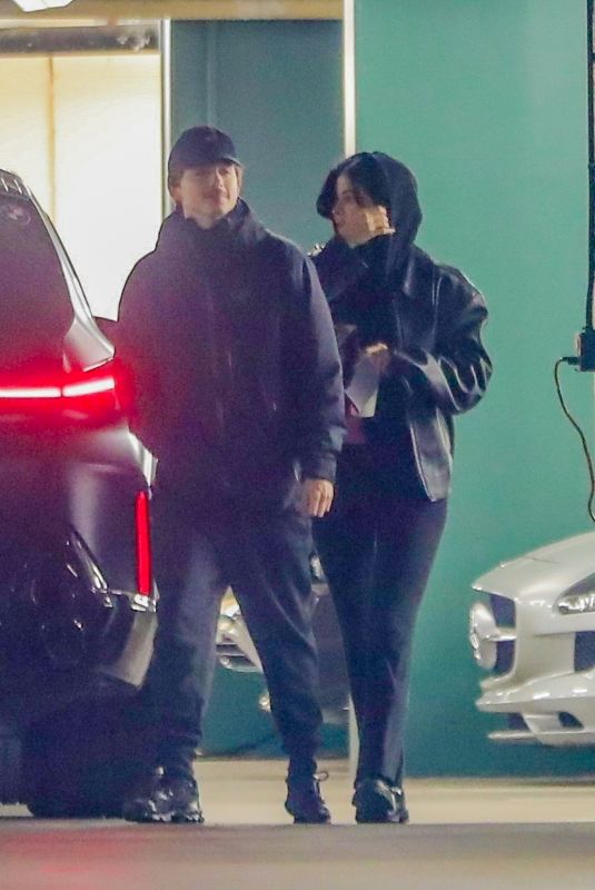 KYLIE JENNER and Timothee Chalamet Arrives at a Beverly Hills Hotel 01/30/2025