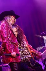 LAINEY WILSON at 6th Jam for Janie Grammy Awards Viewing Party in Los Angeles 02/02/2025