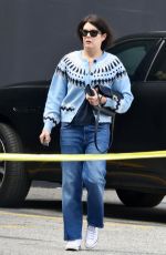 LAUREN GRAHAM Arrives at an Office Building in Los Angeles 02/19/2025