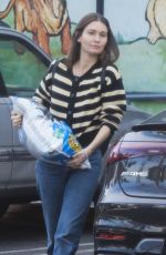 LAUREN PARSEKIAN Out Shopping in Los Feliz 02/17/2025