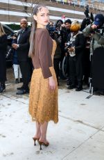 LENI KLUM Arrives at Michael Kors Fashion Show in New York 02/11/2025
