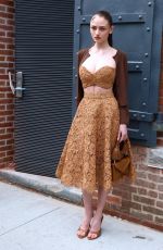 LENI KLUM Arrives at Michael Kors Fashion Show in New York 02/11/2025
