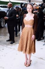 LENI KLUM Arrives at Michael Kors Fashion Show in New York 02/11/2025