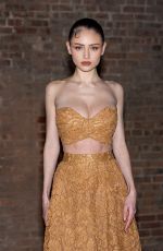 LENI KLUM at Michael Kors FW 2025 Fashion Show in New York 02/11/2025