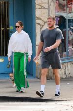 MINKA KELLY and Dan Reynolds Out for Coffee with Their Dog in Los Feliz 025/09/2025