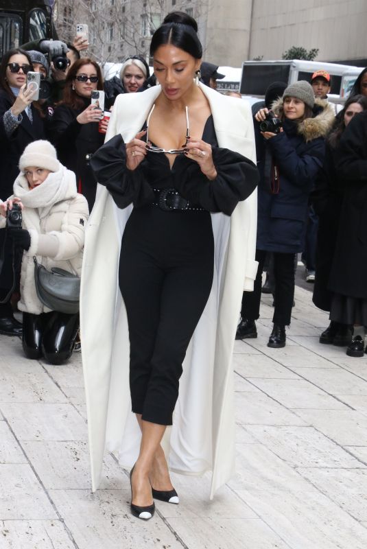 NICOLE SCHERZINGER at Carolina Herrera 2025 Collection Fashion Show at NYFW in New York 02/10/2025